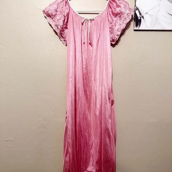 Vintage Other - Vintage Nightgown Maxi Short Pink Flutter Sleeve Embroidery 1970s Barbie
